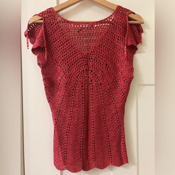 Pretty Crochet Top- Size S - Picture 2 of 4